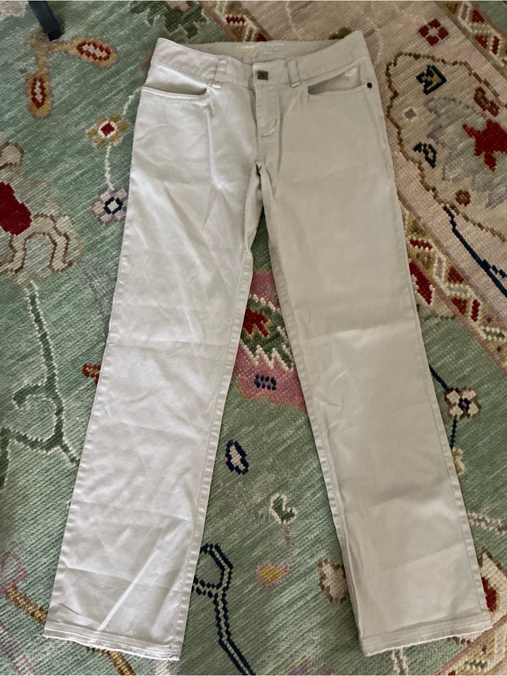 Mountain Hardwear Women's Light Khaki Straight Leg Pants, size 2, NWOT